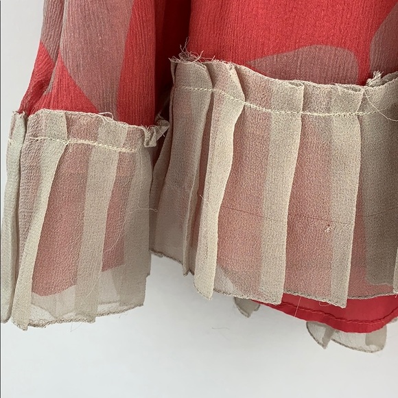 ERICA DAVIES | 100% Silk Ruffled Abstract Cami Top - Picture 7 of 7